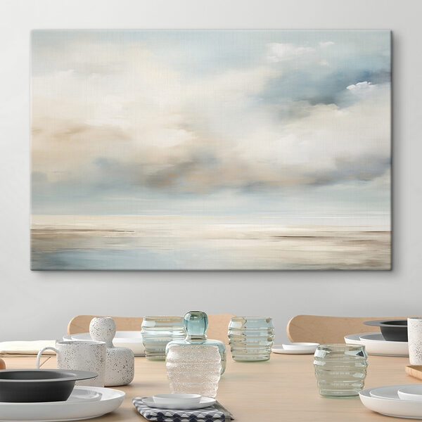 Bewolkte lucht boven water Bewolkte lucht boven water