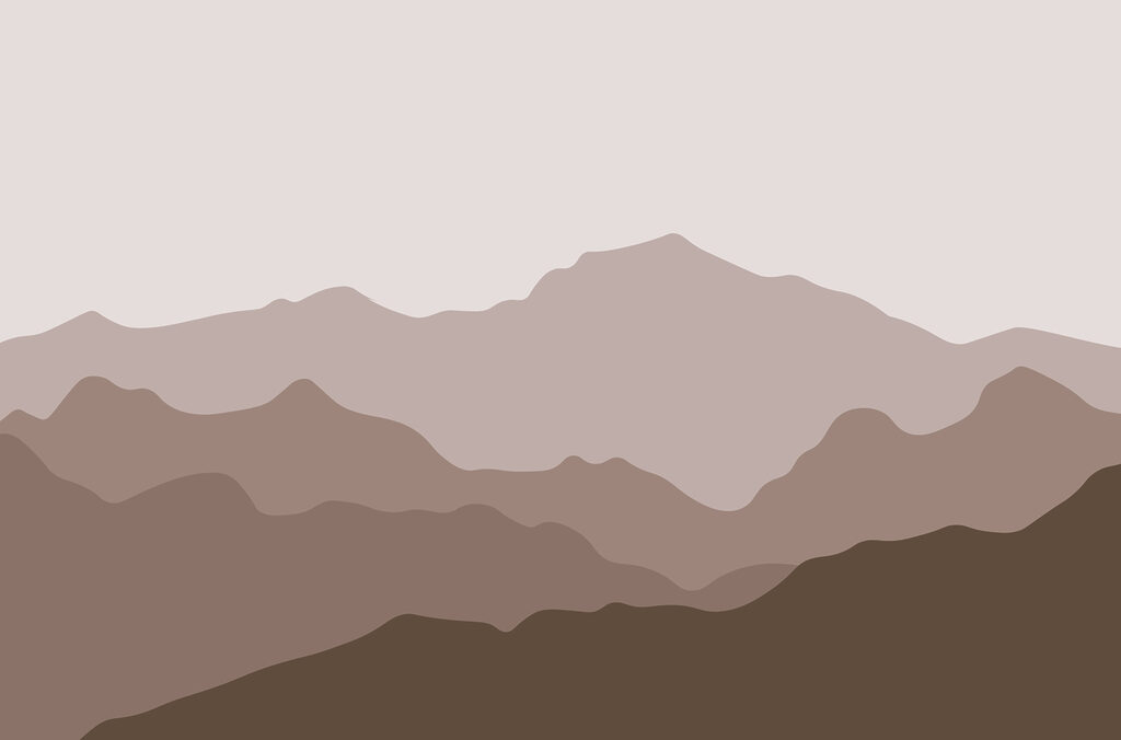 Bergketen met een grijze lucht Bergketen met een grijze lucht