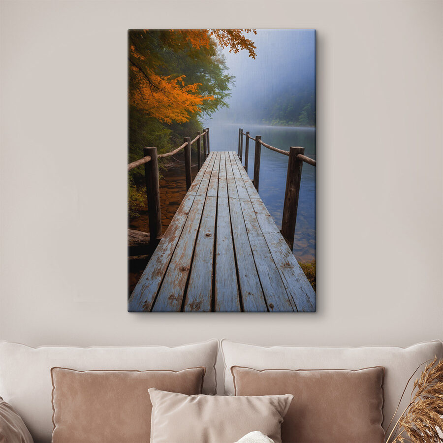 Houten steiger boven een waterlichaam