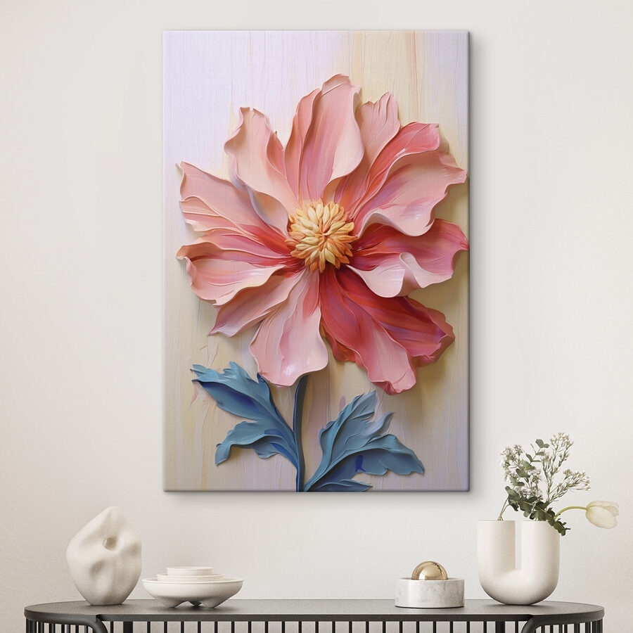 Roze bloem met geel hart