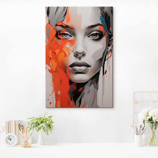 Schilderij van een vrouw met oranje verf op haar gezicht Schilderij van een vrouw met oranje verf op haar gezicht