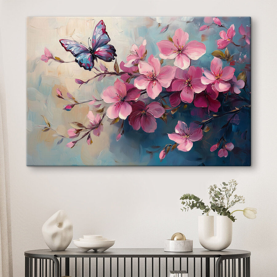 Vlinder op een tak met roze bloemen