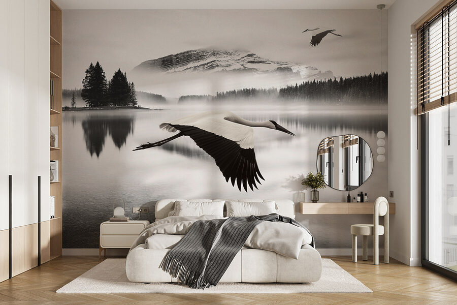 Vogel vliegt over water