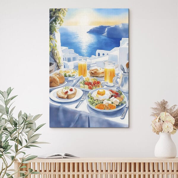 Tafel met eten en drinken erop Tafel met eten en drinken erop
