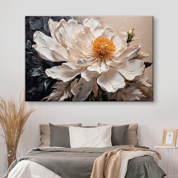 Witte bloem met geel hart Witte bloem met geel hart