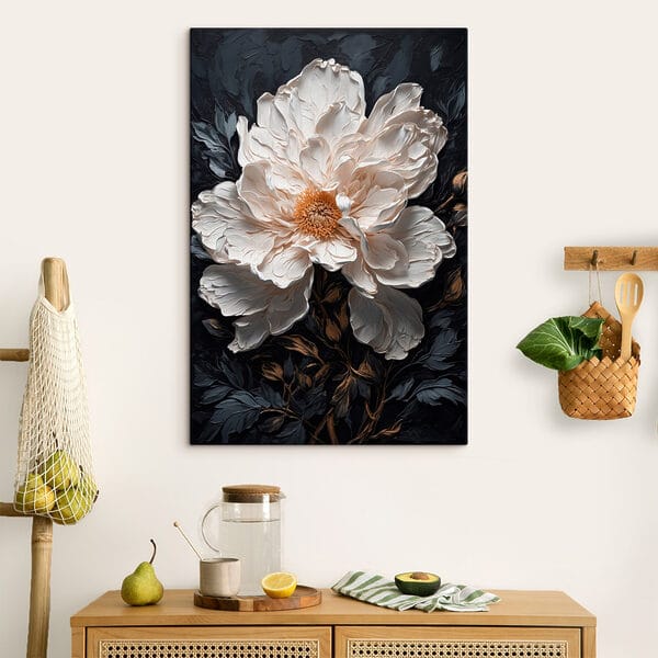 Witte bloem met geel hart Witte bloem met geel hart
