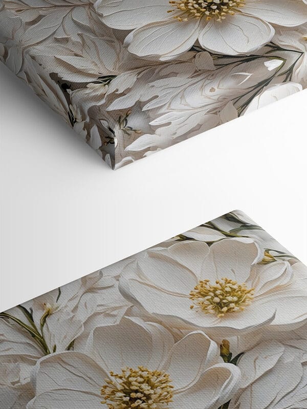 Witte bloemen op een wit oppervlak Witte bloemen op een wit oppervlak