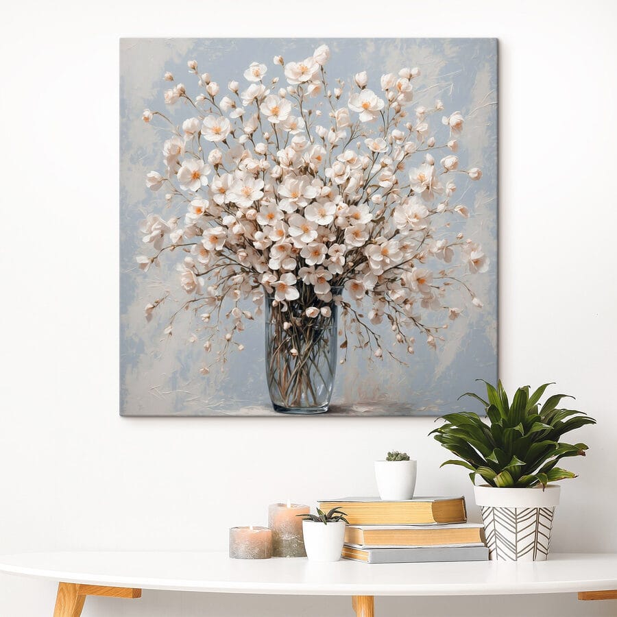 Vaas met witte bloemen