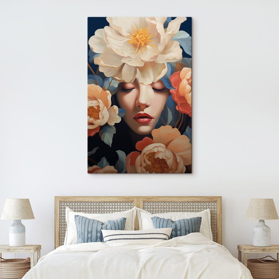 Vrouw met bloemen rond haar hoofd