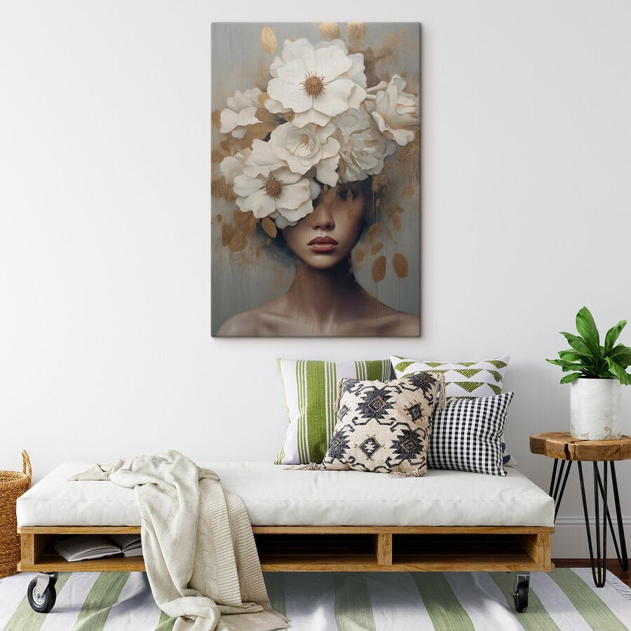 Schilderij van een vrouw met bloemen op haar hoofd