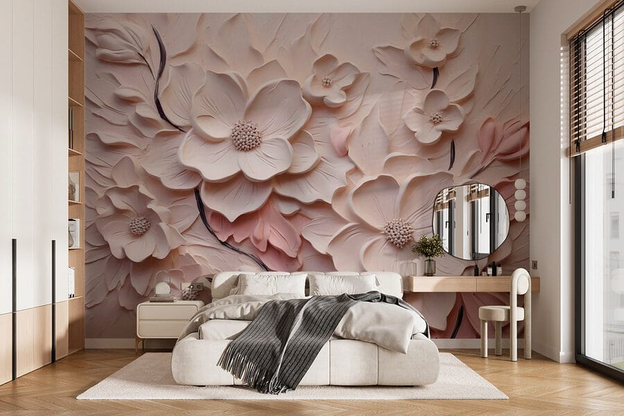Witte en roze bloemen op een wit oppervlak