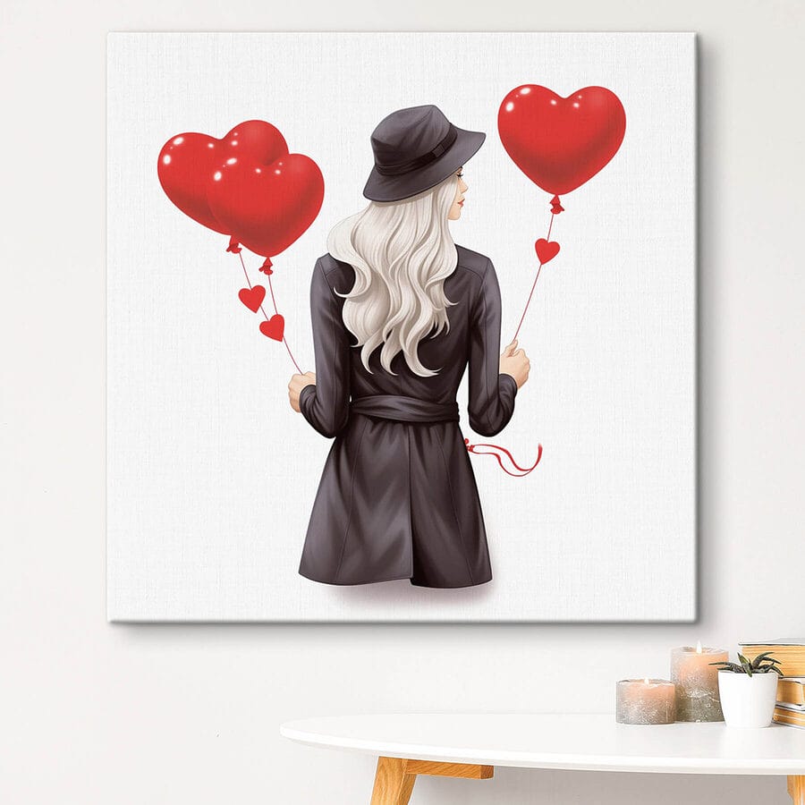 Vrouw met hartvormige ballon