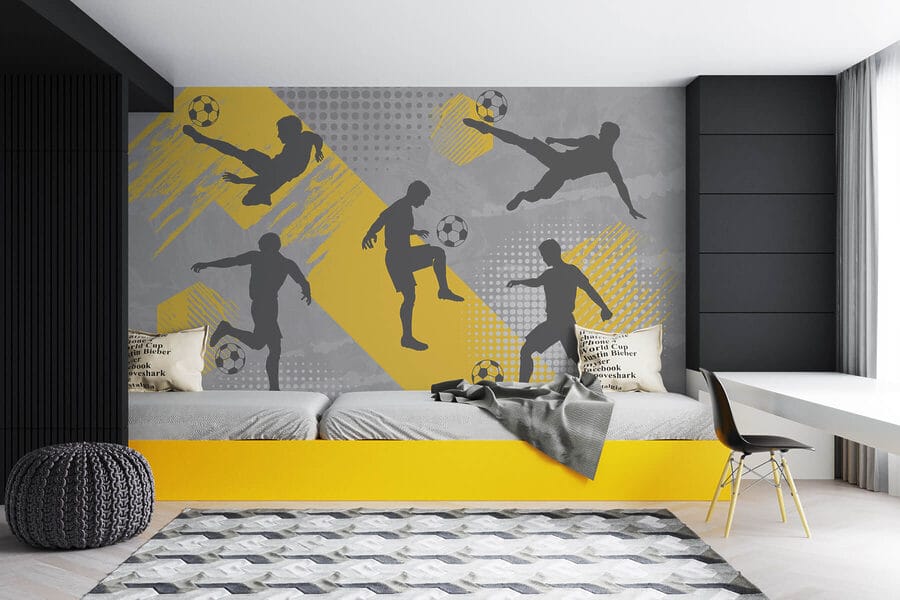 Groep mannen aan het voetballen