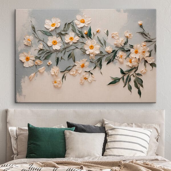 Witte bloemen en groene bladeren Witte bloemen en groene bladeren