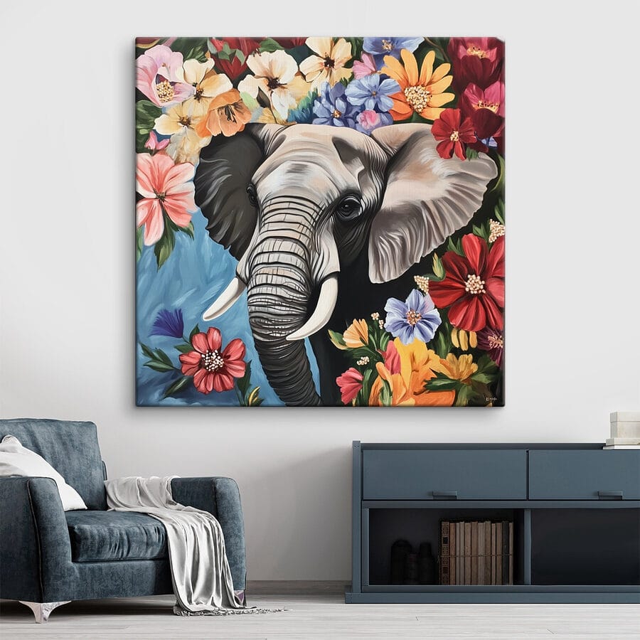 Een olifant met slagtanden in een bloementuin