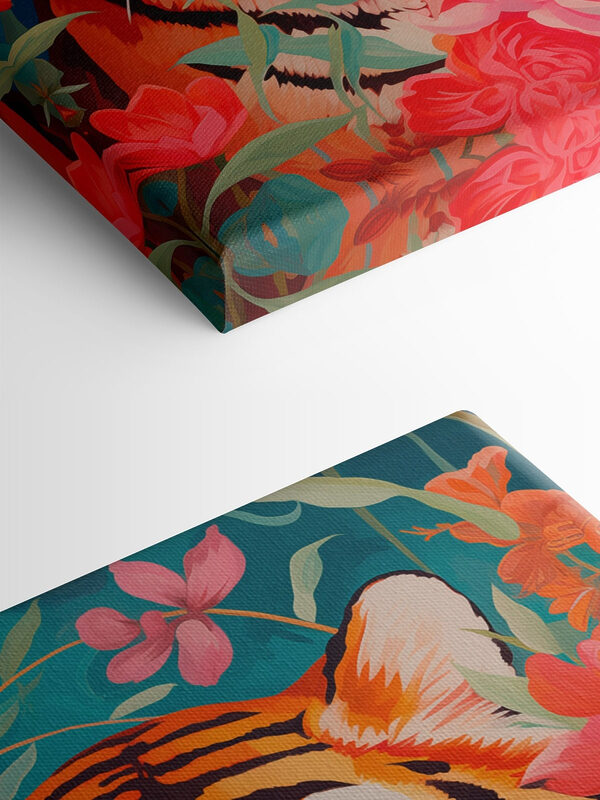 Schilderij van een tijger omringd door bloemen Schilderij van een tijger omringd door bloemen