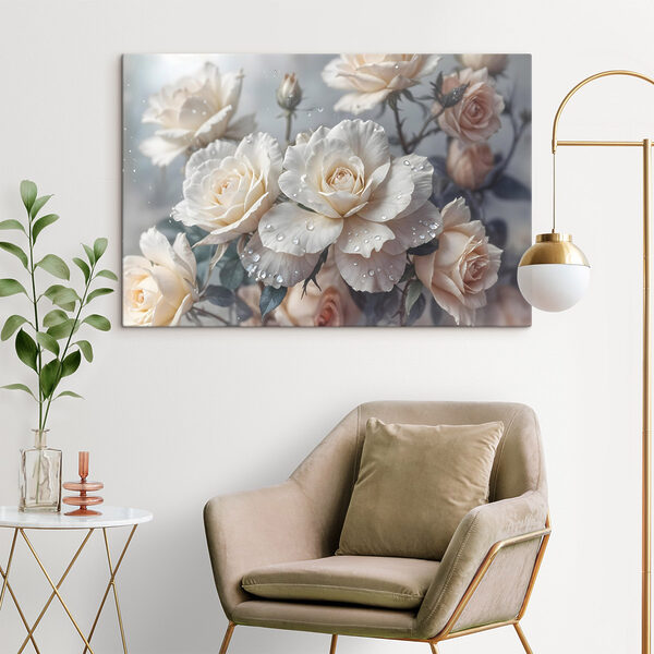 Groep witte rozen met waterdruppels Groep witte rozen met waterdruppels