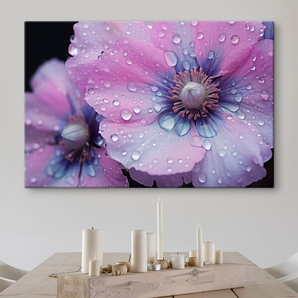Delicate bloemen versierd met waterdruppels Delicate bloemen versierd met waterdruppels