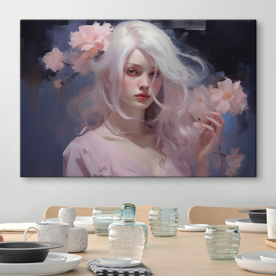 Vrouw met lang wit haar en roze bloemen