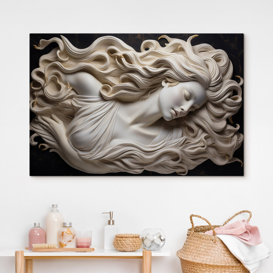 Beeld van een vrouw met lang haar