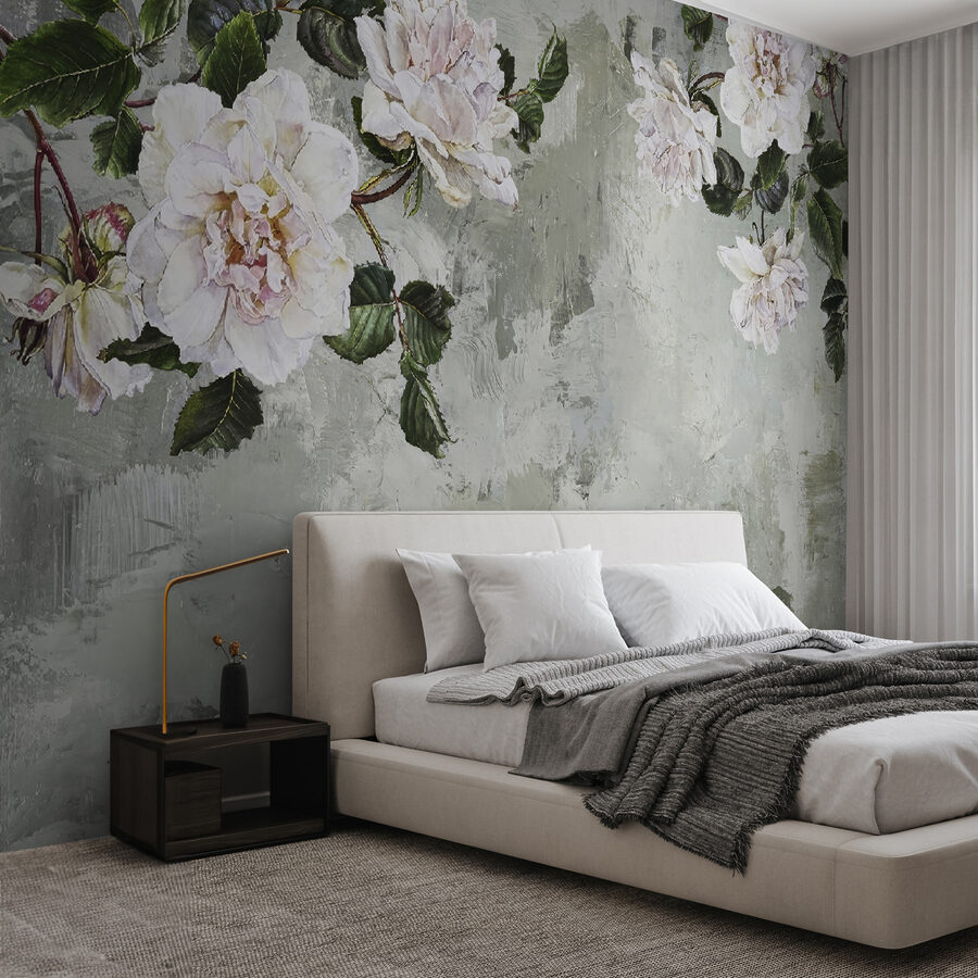 Schilderij van bloemen op een muur