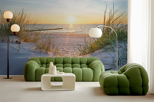 Strand met gras en water Strand met gras en water