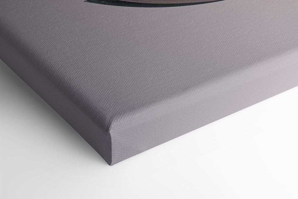 A close up of a swirl