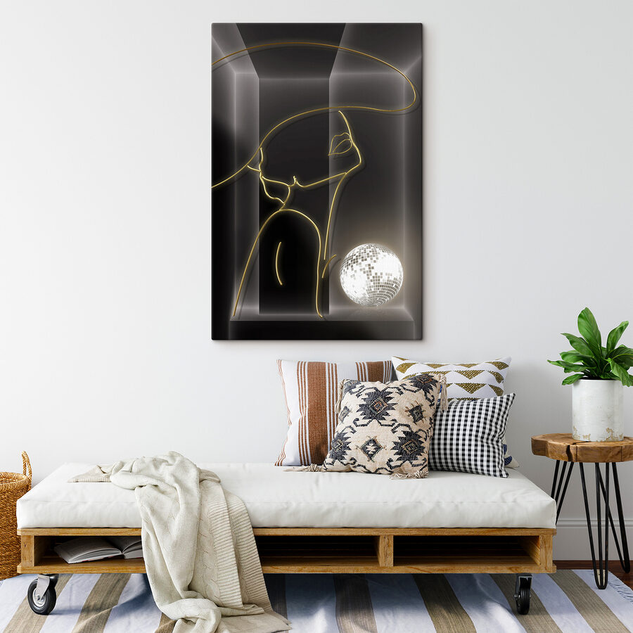 Een tekening van een vrouw met een discobal