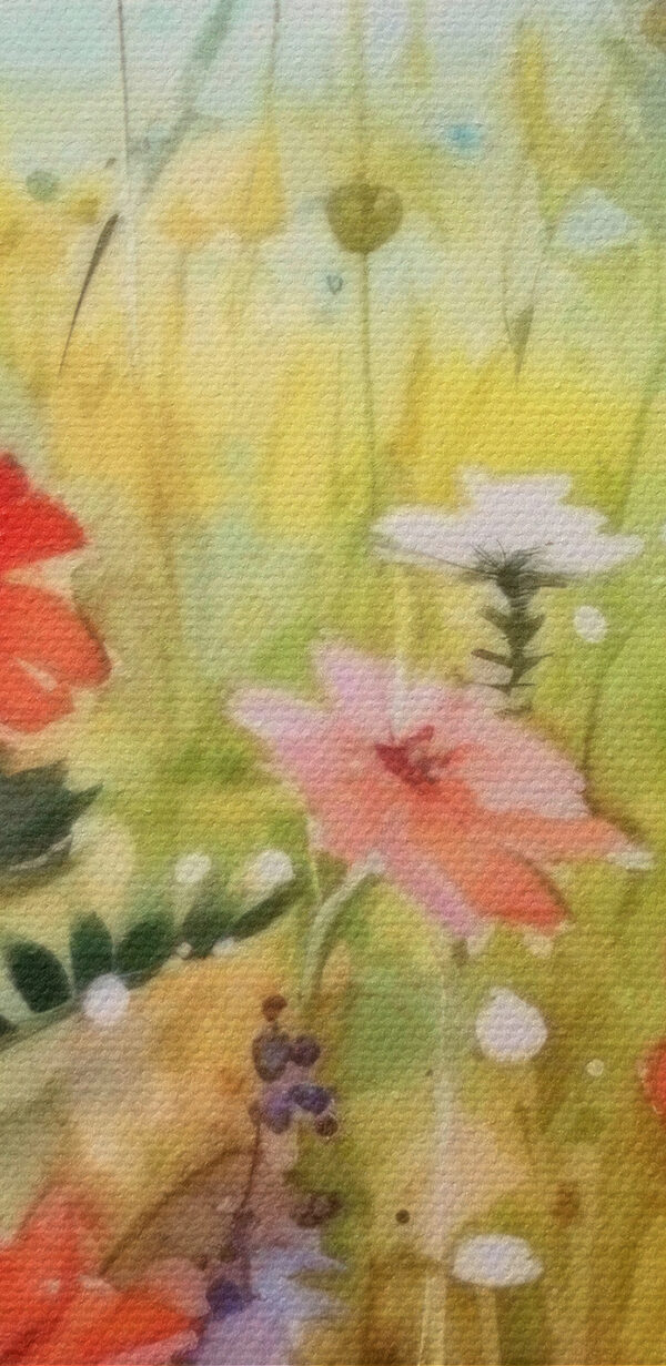 Een schilderij van bloemen in een veld Een schilderij van bloemen in een veld