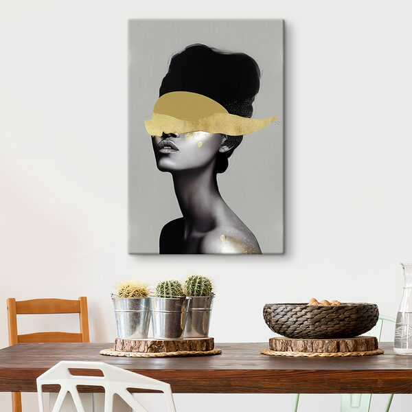 Elegance veiled in mysterious shimmer