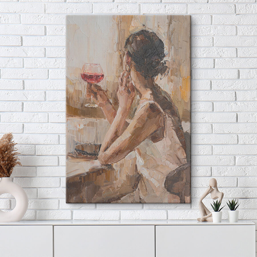 Een schilderij van een vrouw met een glas wijn in de hand