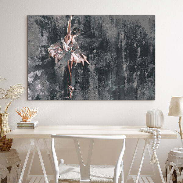 Een schilderij van een vrouw in een tutu Een schilderij van een vrouw in een tutu