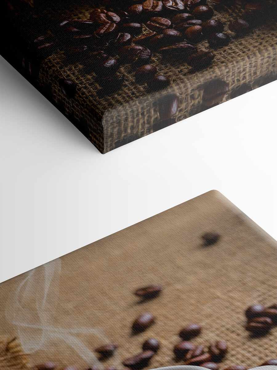 Een kop koffie en een zak koffiebonen Een kop koffie en een zak koffiebonen