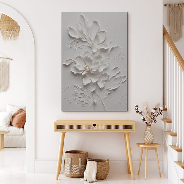 Een witte bloem met bladeren Een witte bloem met bladeren