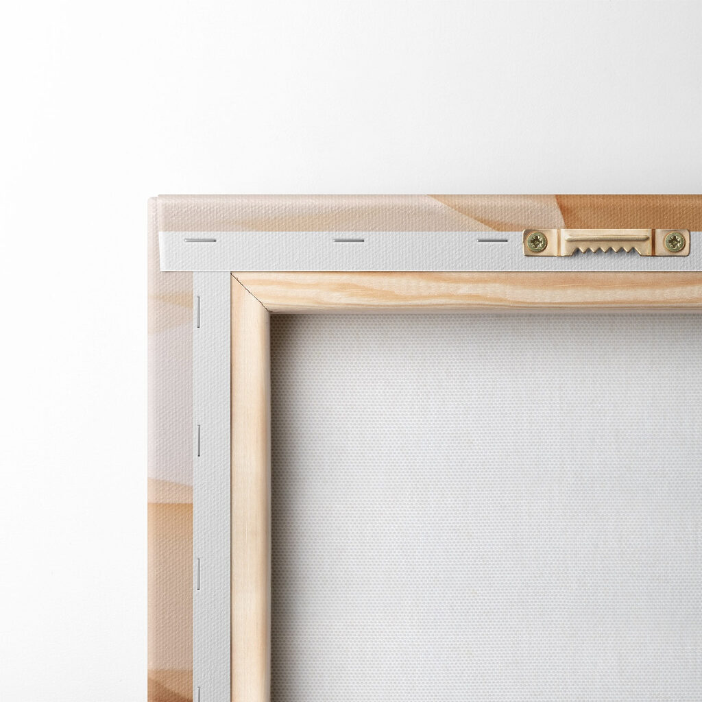 Fluid patterns in warm tones