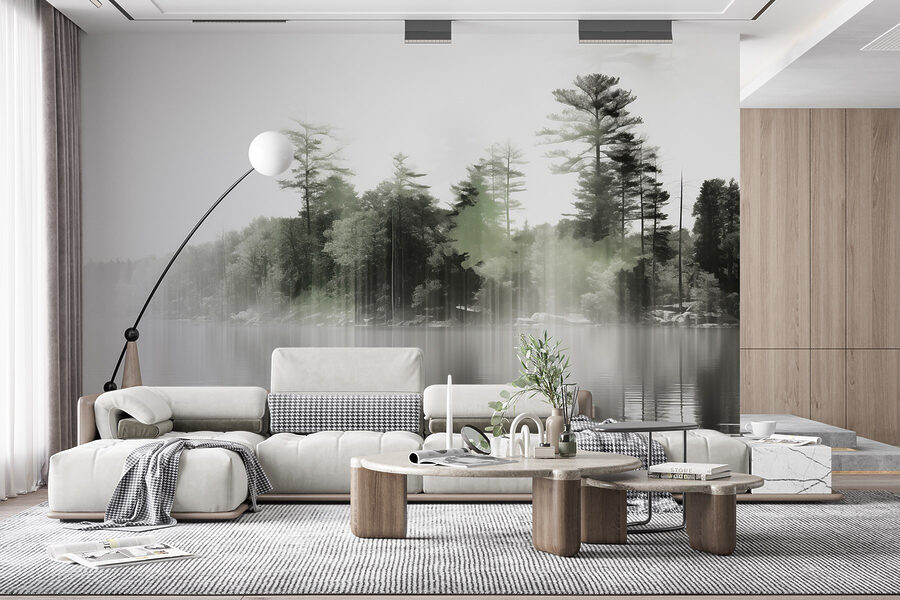 Waterlichaam met bomen en mist