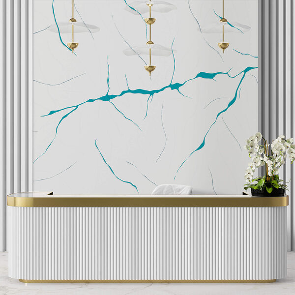 Blauwe lijnen op een wit oppervlak Blauwe lijnen op een wit oppervlak