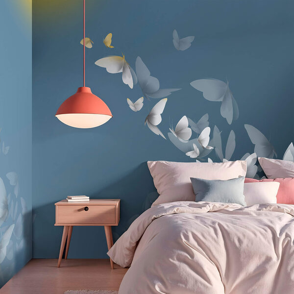 Groep vlinders die in de lucht vliegen