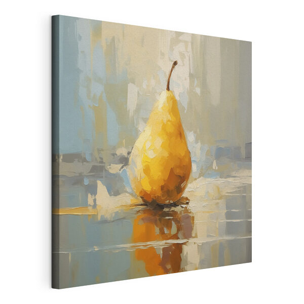 Canvas Schilderijen Gele peer op een reflecterend oppervlak