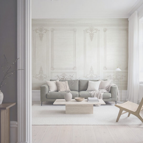 Witte muur met sierlijke motieven Witte muur met sierlijke motieven
