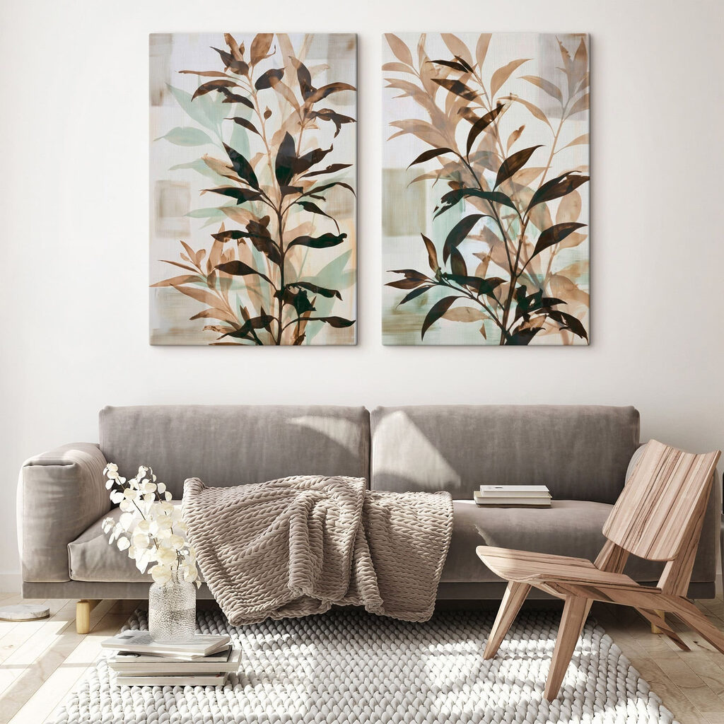 - Elegant foliage in soft hues - Elegant foliage in soft hues